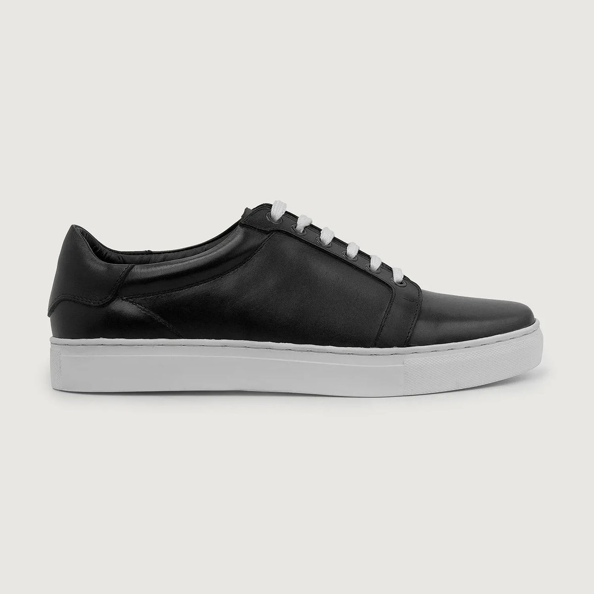Black Full-Grain leather Sneakers - Konstrukcja ramowa Goodyear welt i detal noska