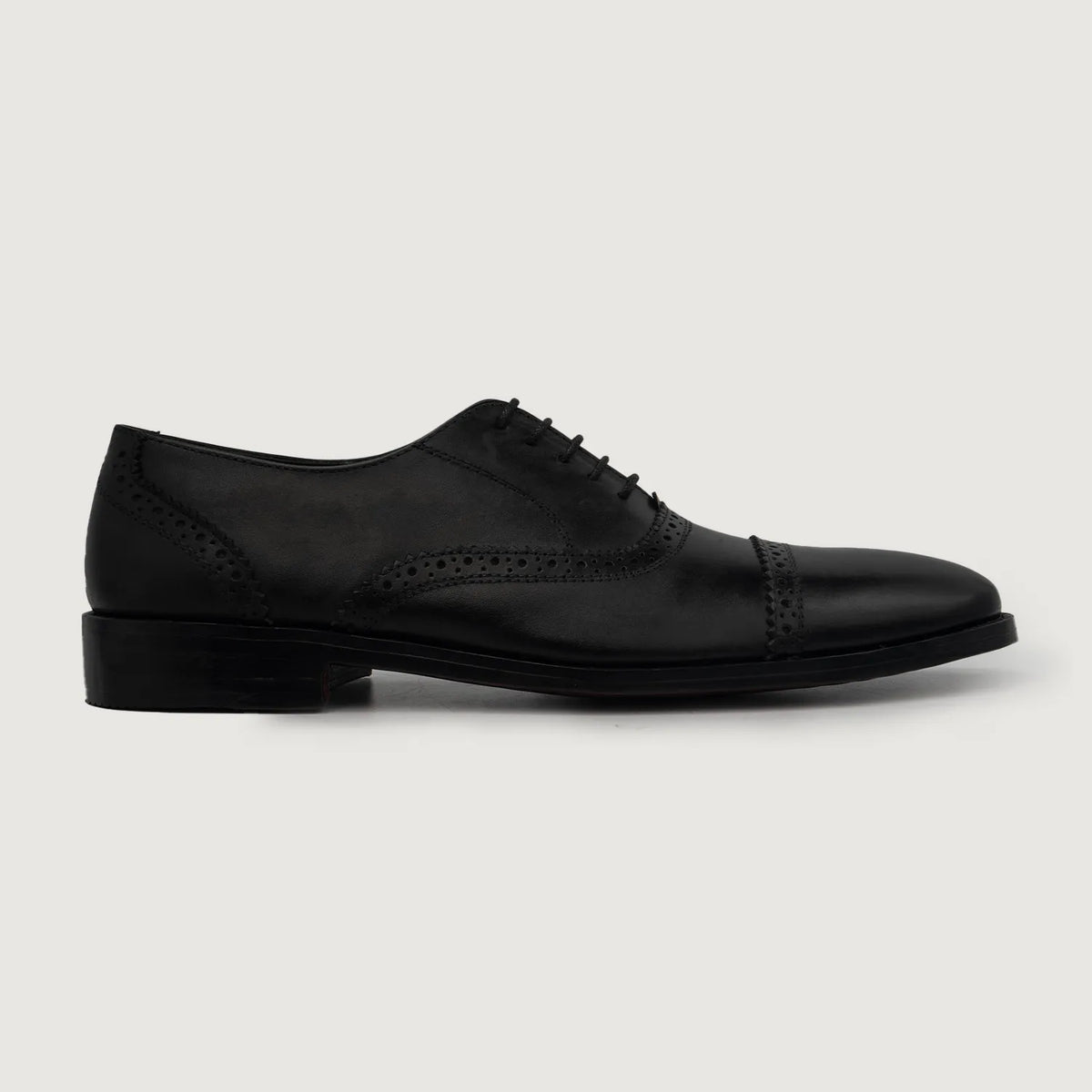 Black Full-Grain leather Shoes - Konstrukcja ramowa Goodyear welt i detal noska