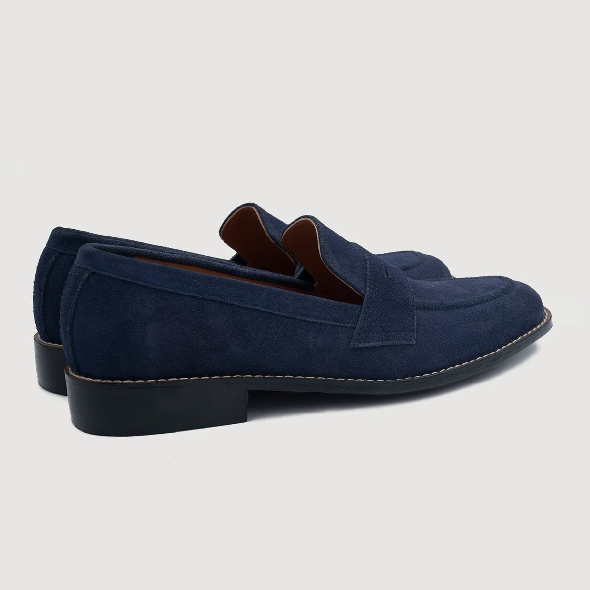 Baxton Niebieski Suede Skórzane mokasyny Męska For Men - Wzmocniony zapiętek i precyzyjne podwójne szwy
