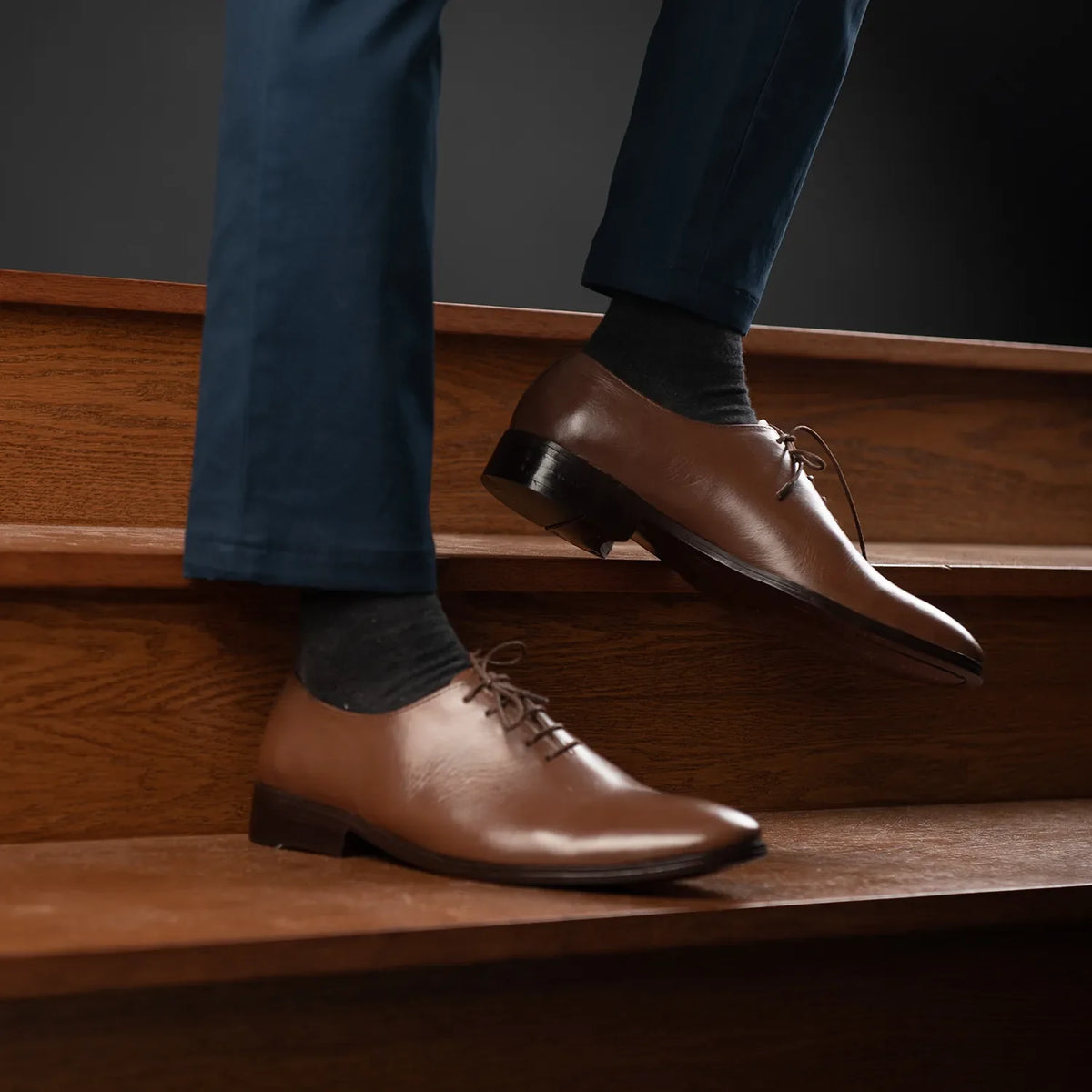 Orlaven Director Wholecut Jasnobrązowy Skórzane buty Męska footwear image 9