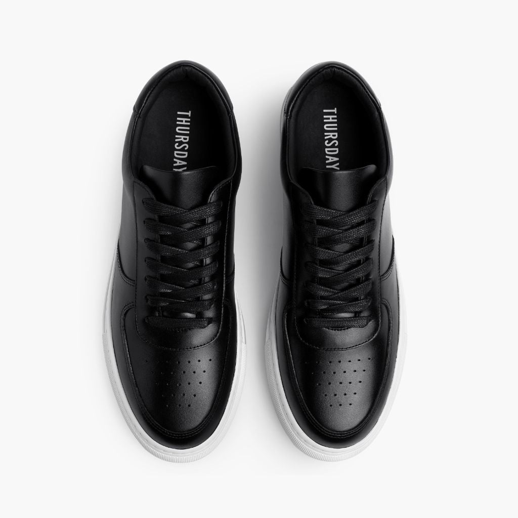 Court Black Leather Sneakers - Wzmocniony zapiętek i precyzyjne podwójne szwy
