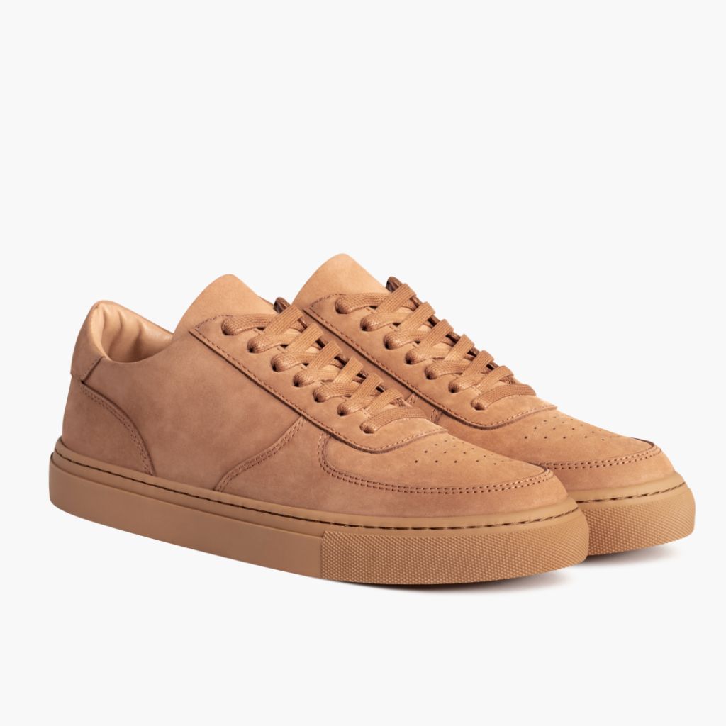 Court Clay Skórzane sneakersy Męska in Classic Full-Grain Leather - Widok z profilu | Kup online w oficjalnym sklepie