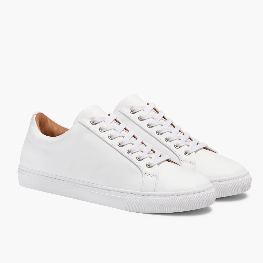 Premier Low Top White Skórzane sneakersy Męska For Men in White Full-Grain Leather - Widok z profilu | Kup online w oficjalnym sklepie