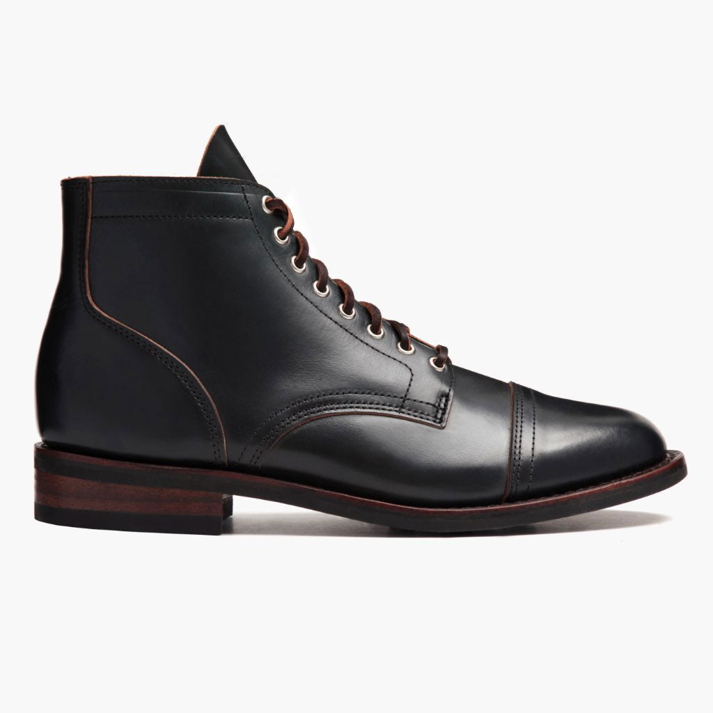 Classic Full-Grain leather Boots - Konstrukcja ramowa Goodyear welt i detal noska