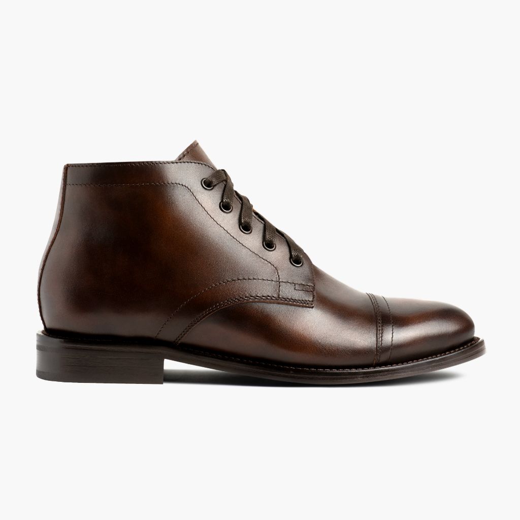 Classic Full-Grain leather Boots - Konstrukcja ramowa Goodyear welt i detal noska