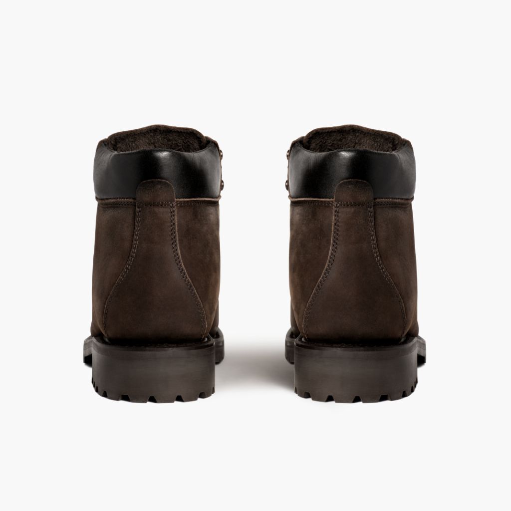 High-Traction Rubber Outsole & Lug Tread Pattern on Commander Tobacco Skórzane trzewiki Męska
