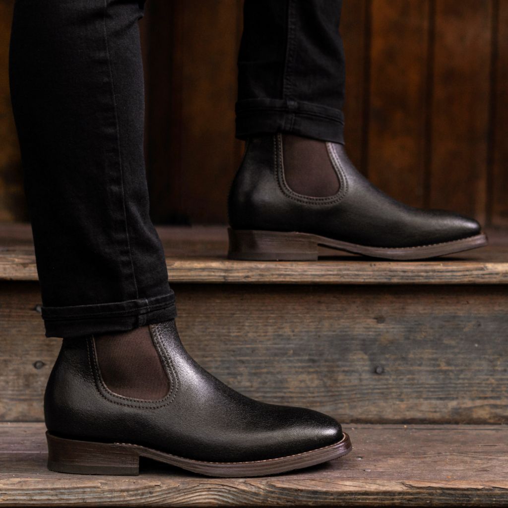 Cushioned Leather Insole & Ergonomic Arch Support Construction Detail