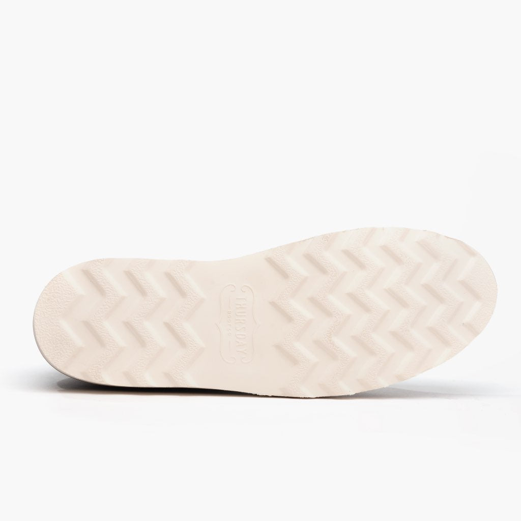 High-Traction Rubber Outsole & Lug Tread Pattern on Diplomat Czarny Skórzane trzewiki Damska