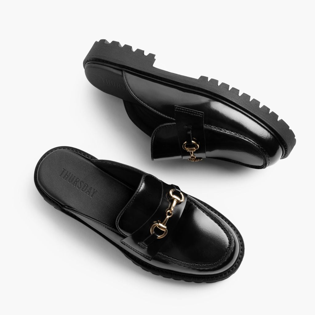 High-Traction Rubber Outsole & Lug Tread Pattern on Penny Mule Czarny & Gold Skórzane mokasyny Damska