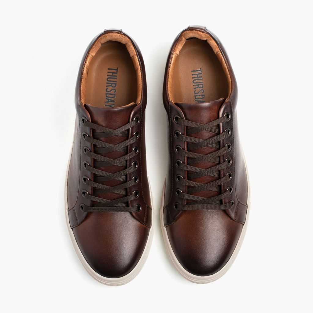 Premier Low Top Coffee Skórzane sneakersy Męska For Men - Wzmocniony zapiętek i precyzyjne podwójne szwy