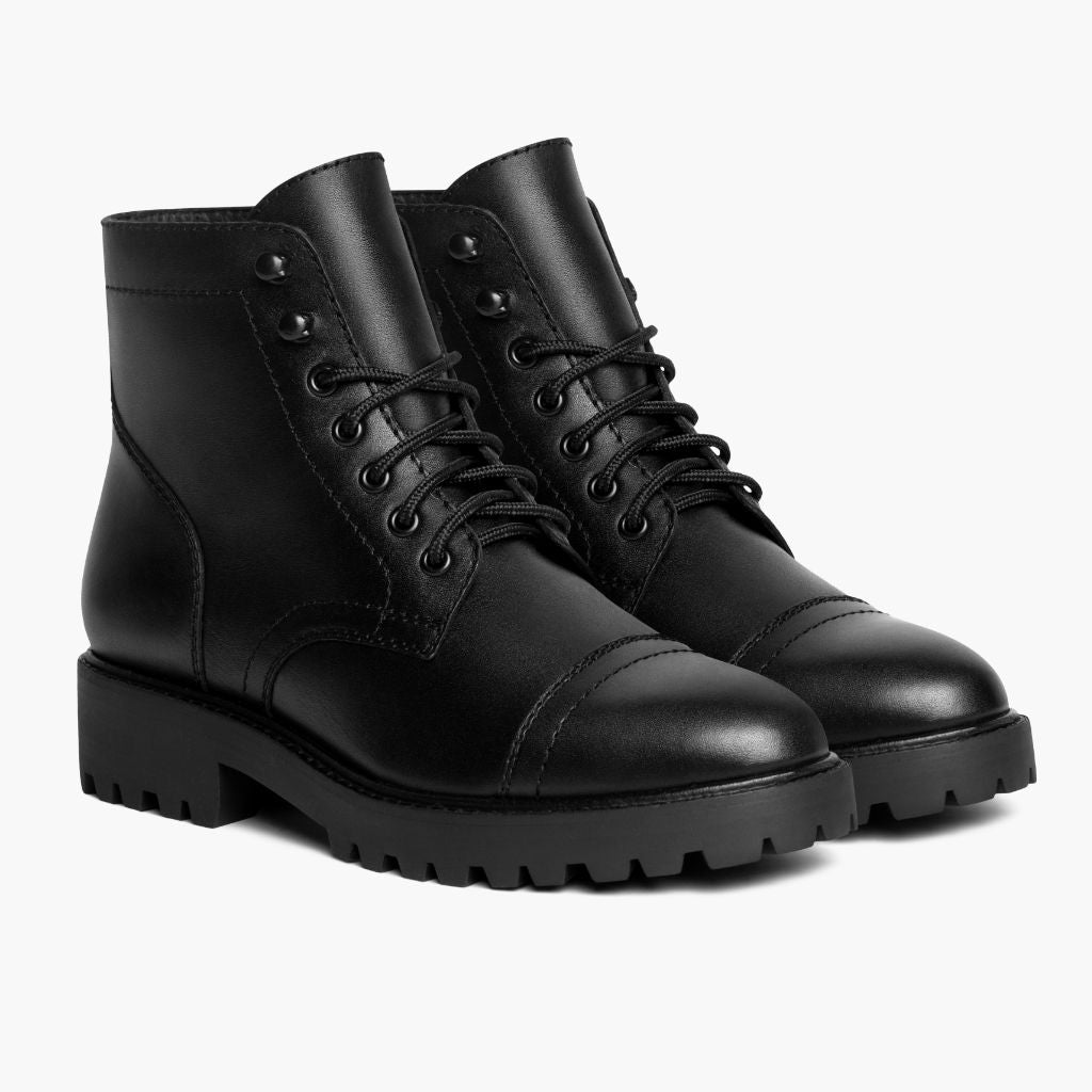 Black Full-Grain leather Boots - Konstrukcja ramowa Goodyear welt i detal noska