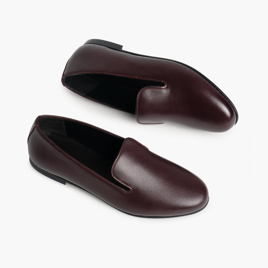 High-Traction Rubber Outsole & Lug Tread Pattern on Eden Burgundzki Skórzane trzewiki Damska