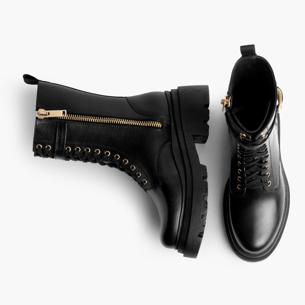 High-Traction Rubber Outsole & Lug Tread Pattern on Fatale Czarny & Gold Skórzane trzewiki Damska