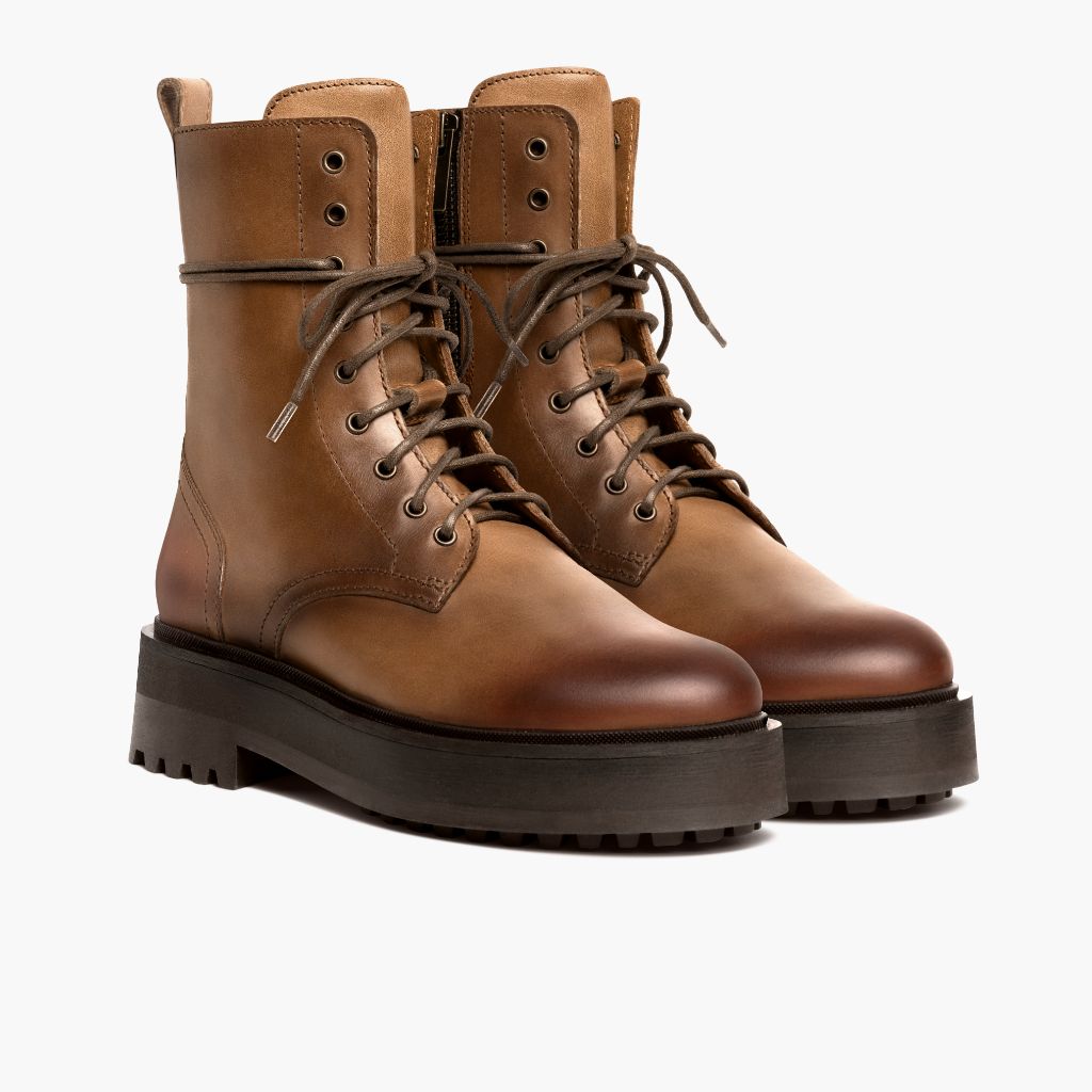 Classic Full-Grain leather Boots - Konstrukcja ramowa Goodyear welt i detal noska