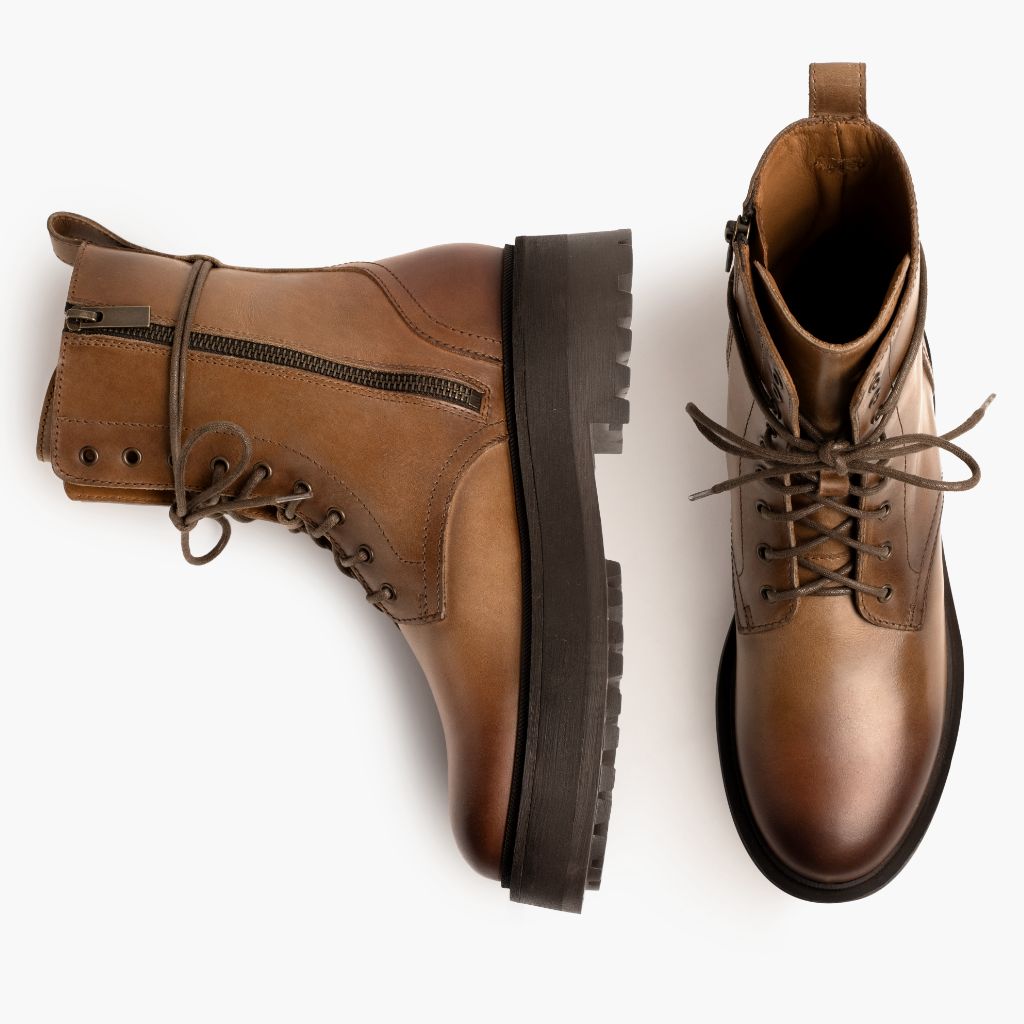 High-Traction Rubber Outsole & Lug Tread Pattern on Quest Natural Skórzane trzewiki Damska