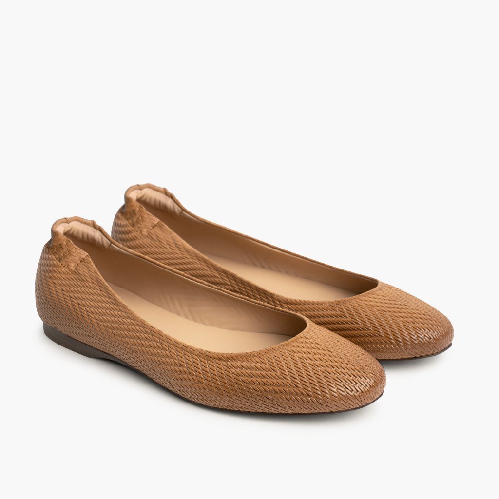Scrunch Jasnobrązowy Embossed Skórzane trzewiki Damska in Tan Full-Grain Leather - Widok z profilu | Kup online w oficjalnym sklepie