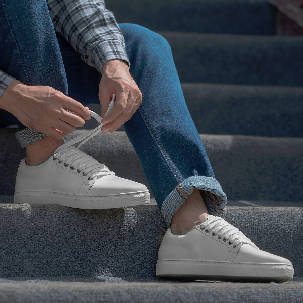 High-Traction Rubber Outsole & Lug Tread Pattern on Murphy Low Top White Skórzane sneakersy Męska