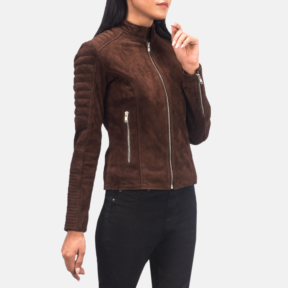 
Adalyn Pikowana Mocha Suede Skórzana Ramoneska Damska - Widok z boku z ergonomicznym krojem rękawa