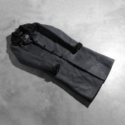 Open Hem &amp; Hem Craftsmanship Construction Detail on Women's Alina Shearling Czarna Skórzany Płaszcz Damska