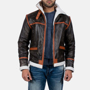 
Distressed Brown Goatskin Leather Aviator Jacket - Widok z tyłu z dopasowanymi ramionami i czystym dołem