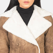 
Widok podszewki Showing Fully Faux Fur Lined & Dwie funkcjonalne kieszenie wewnętrzne