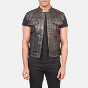 
Atlas Moto Distressed Brązowy Skórzana Kamizelka Męska in Distressed Brown Sheepskin Leather - Widok z przodu i dopasowana sylwetka | Kup online w oficjalnym sklepie