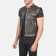 
Distressed Brown Sheepskin Leather Biker Jacket - Widok z tyłu z dopasowanymi ramionami i czystym dołem