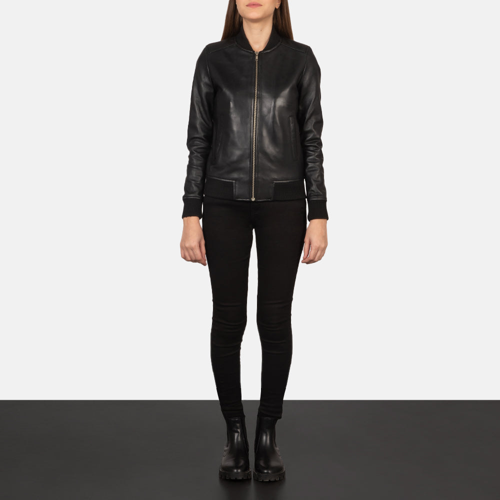 Women's Bliss Czarna Skórzana Kurtka Bomberka Damska - Lateral Side Profile View Showing Sleeve Cut &amp; Athletic Taper Fit