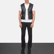 Men's Brandon Czarna Skórzana Kamizelka Męska - Lateral Side Profile View Showing Sleeve Cut &amp; Athletic Taper Fit