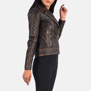 
Vintage Brown Goatskin Leather Biker Jacket - Widok z tyłu z dopasowanymi ramionami i czystym dołem