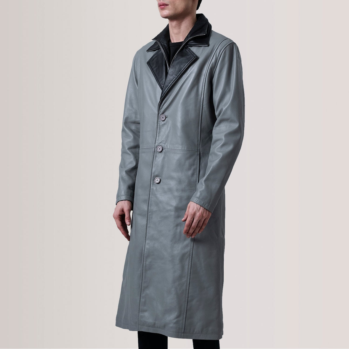 
Charlton Grey Leather Single Breasted Skórzany Płaszcz Męska For Men - Widok z boku z ergonomicznym krojem rękawa
