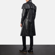 
Classic Czarny Leather Duster Męska - Widok z boku z ergonomicznym krojem rękawa