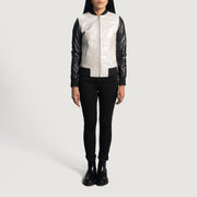 Close-Up Detail of Varsity &amp; Zipper Hardware on Women's Cole Silver Skórzana Kurtka Bomberka Damska