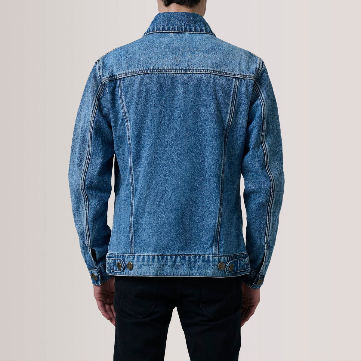 Close-Up Detail of Classic Collar &amp; Heavy-Duty Zipper Hardware on Conard Ice Blue Denim Trucker Kurtka Skórzana Męska For Men
