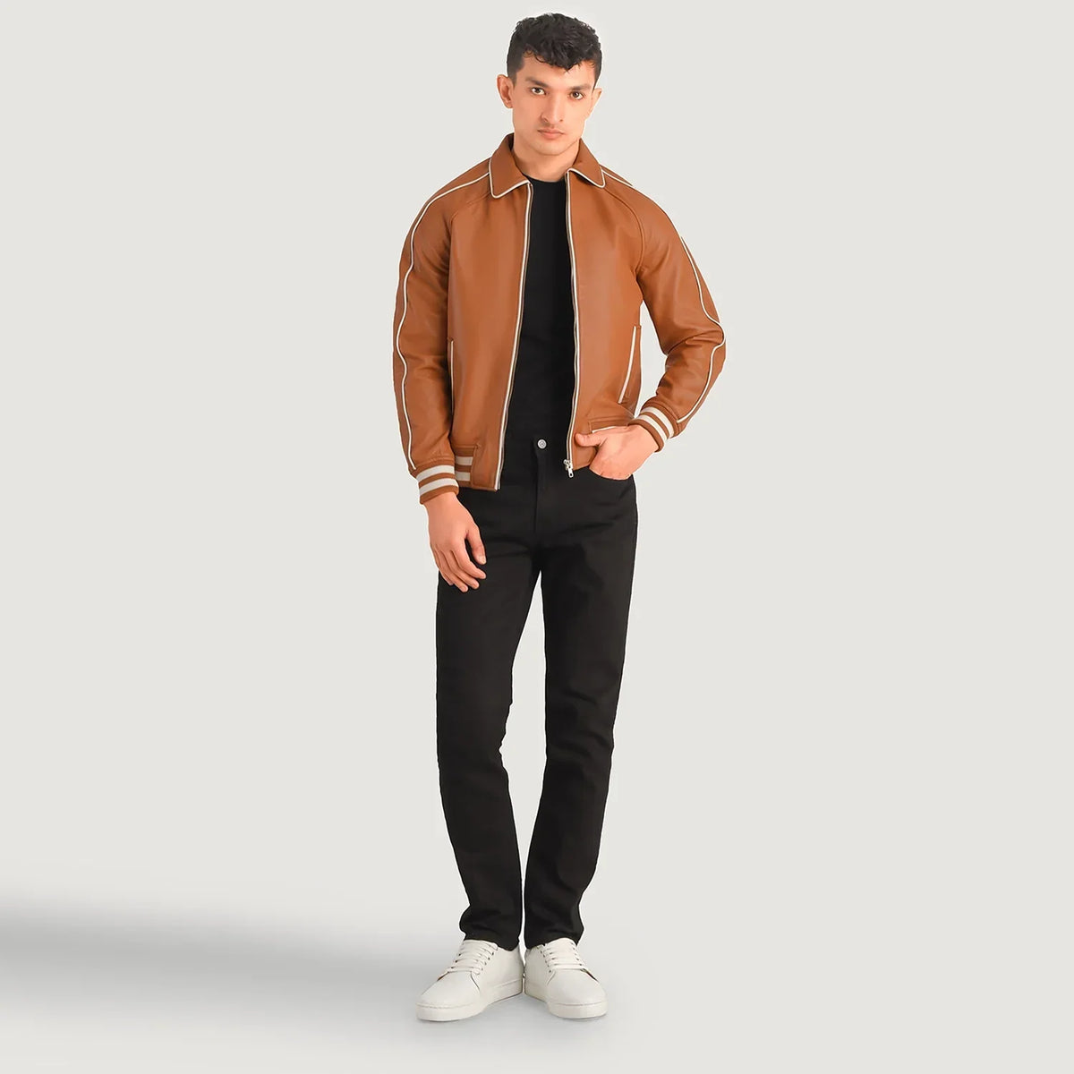 Cooper Jasnobrązowa Brązowa Leather Varsity Kurtka Skórzana Męska in Tan Brown Sheepskin Leather - Front Profile View &amp; Tailored Silhouette | Buy Online