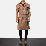 Close-Up Detail of Classic Collar &amp; Buttons + Belt Hardware on Men's Deux Brązowa Leather Duster Męska