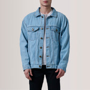 
Eddie Light Niebieski Oversized Denim Trucker Kurtka Skórzana Męska For Men in Light Blue Full-Grain Leather - Widok z przodu i dopasowana sylwetka | Kup online w oficjalnym sklepie