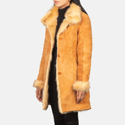 
Distressed Beige Goatskin Suede Leather Coat - Widok z tyłu z dopasowanymi ramionami i czystym dołem