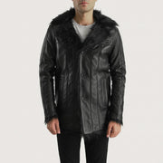 
Furcliff Czarny Skórzany Płaszcz Męska in Black Sheepskin Leather - Widok z przodu i dopasowana sylwetka | Kup online w oficjalnym sklepie