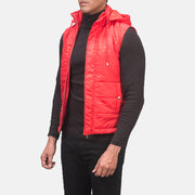 
Red Nylon Leather Vest - Widok z tyłu z dopasowanymi ramionami i czystym dołem