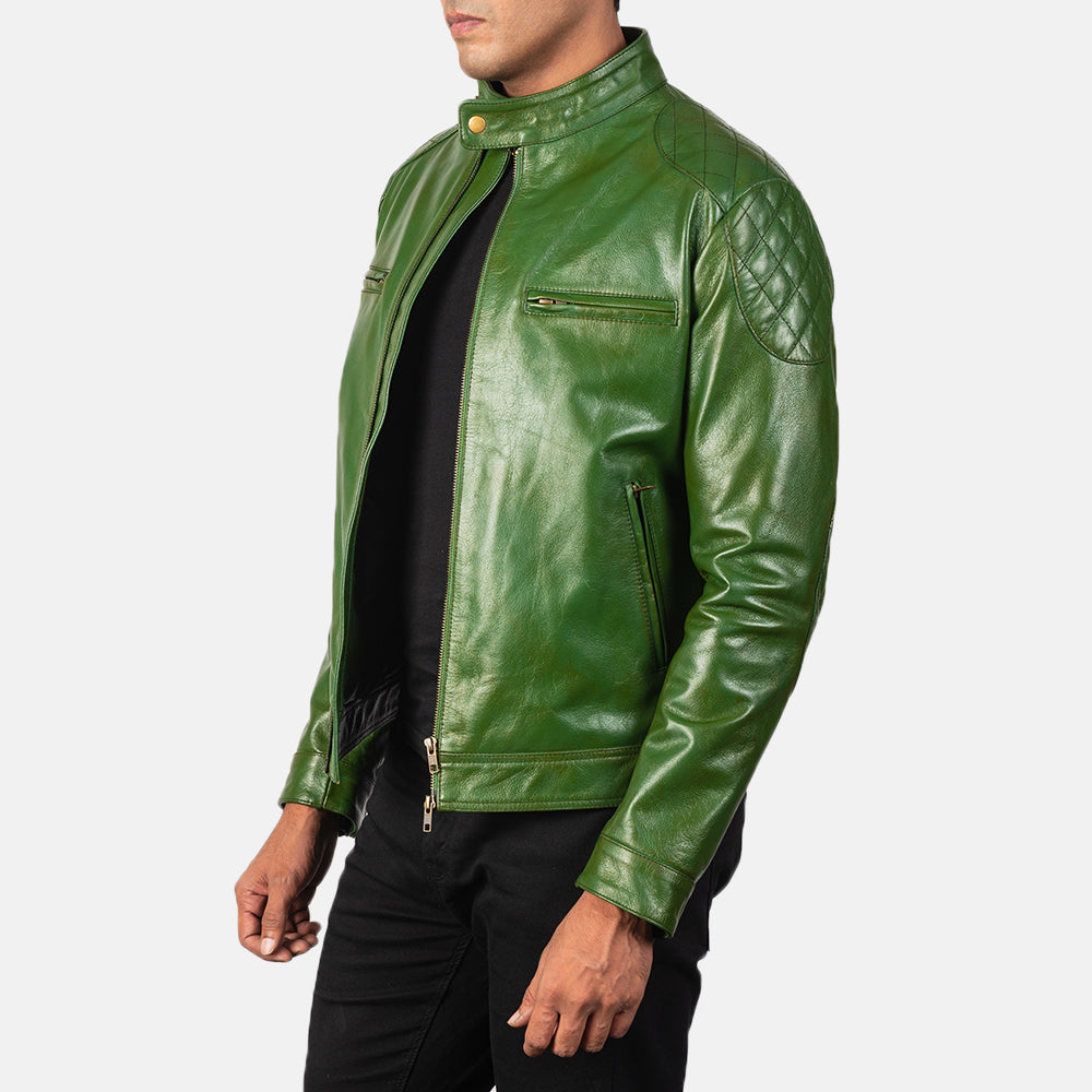 
Green Sheepskin Burnishing Biker Jacket - Widok z tyłu z dopasowanymi ramionami i czystym dołem