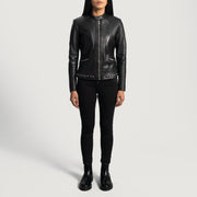 Close-Up Detail of Band with snap button &amp; Zipper Hardware on Women's Haley Ray Czarna Skórzana Ramoneska Damska