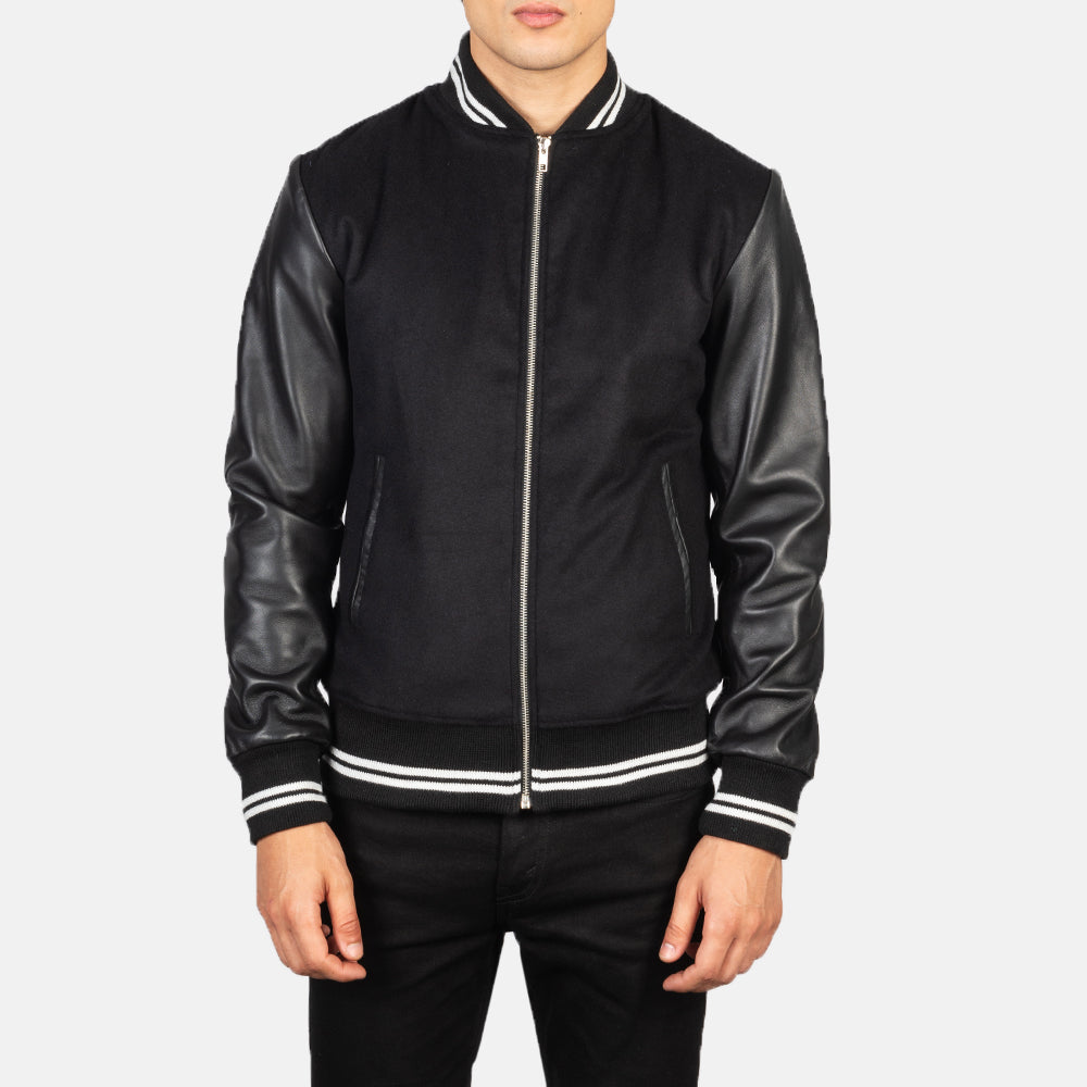 Harrison Czarna Hybrid Varsity Kurtka Skórzana Męska - Lateral Side Profile View Showing Sleeve Cut &amp; Athletic Taper Fit