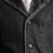 
Szczegółowe zbliżenie of Notch & Button Hardware on Kolby Distressed Black Shearling Long Coat