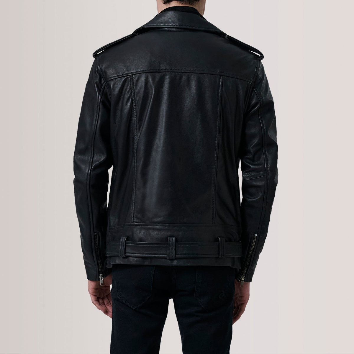 Close-Up Detail of Notch &amp; Zipper &amp; Waist Straps Hardware on Kole Czarna Leather Double Rider Kurtka Skórzana Męska For Men