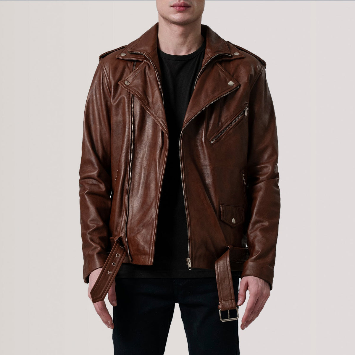 
Kole Waxed Brązowy Leather Double Rider Kurtka Skórzana Męska in Distressed Brown Sheepskin Burnished - Widok z przodu i dopasowana sylwetka | Kup online w oficjalnym sklepie