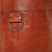 Close-Up Detail of Classic Collar &amp; Heavy-Duty Zipper Hardware on Leather Apron Churrasco Damska