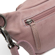 Severo Full-Grain Leather Belt Bag Damska - Structured Side Profile Showing Gusset Depth &amp; Expansion Capacity