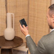 Leipzig Full-Grain Leather Card Holder Damska - Structured Side Profile Showing Gusset Depth &amp; Expansion Capacity