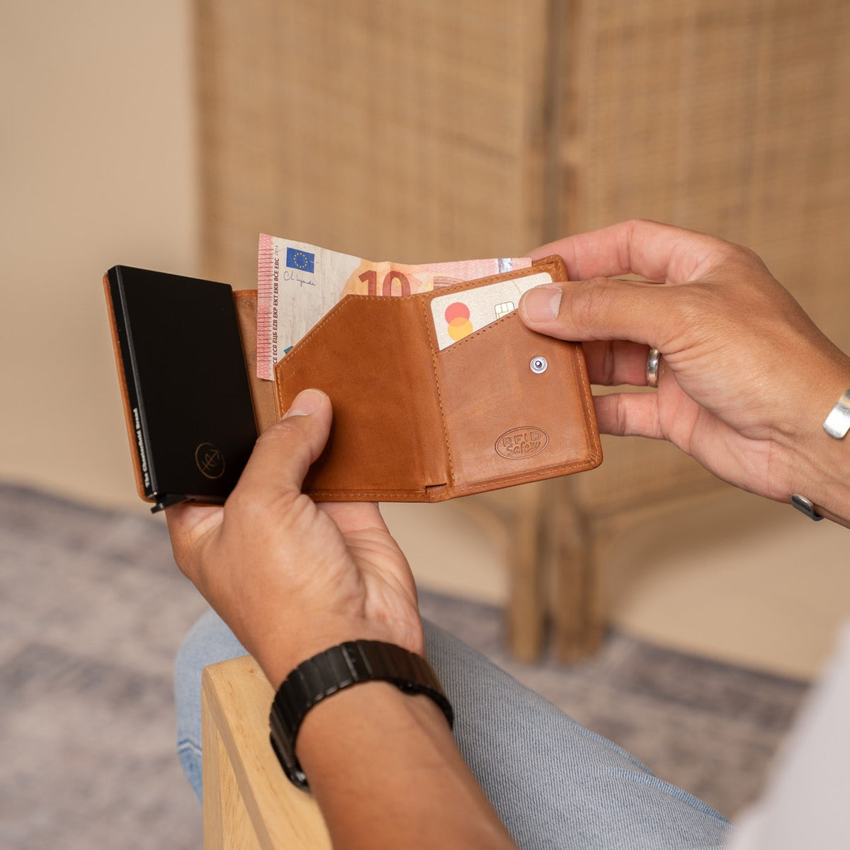 
Palma Prawdziwa skóra licowa Etui na karty – alternate product view 3